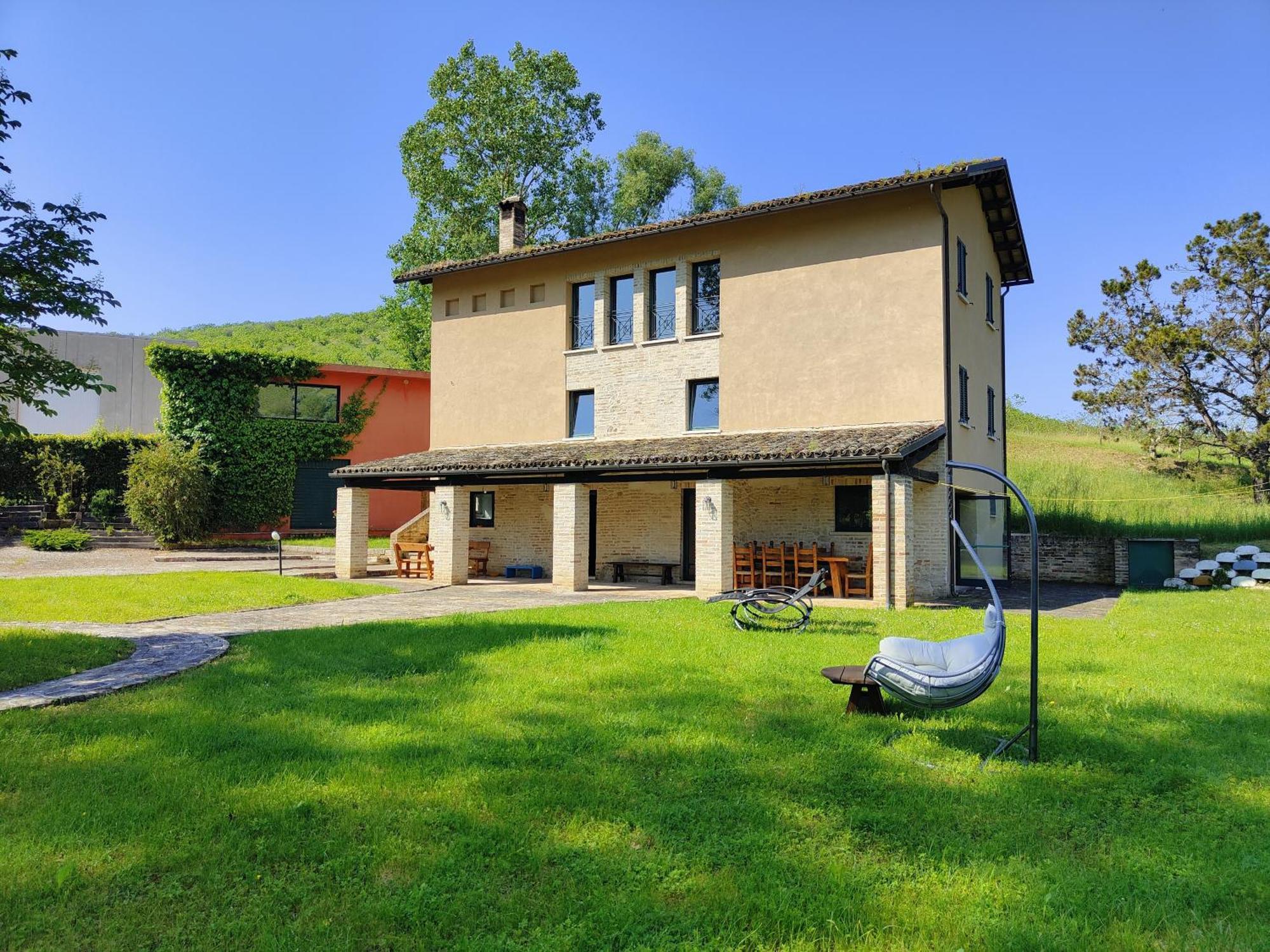 Agriturismo La Casa Del Vecchio Mulino Vila Carassai Exterior foto