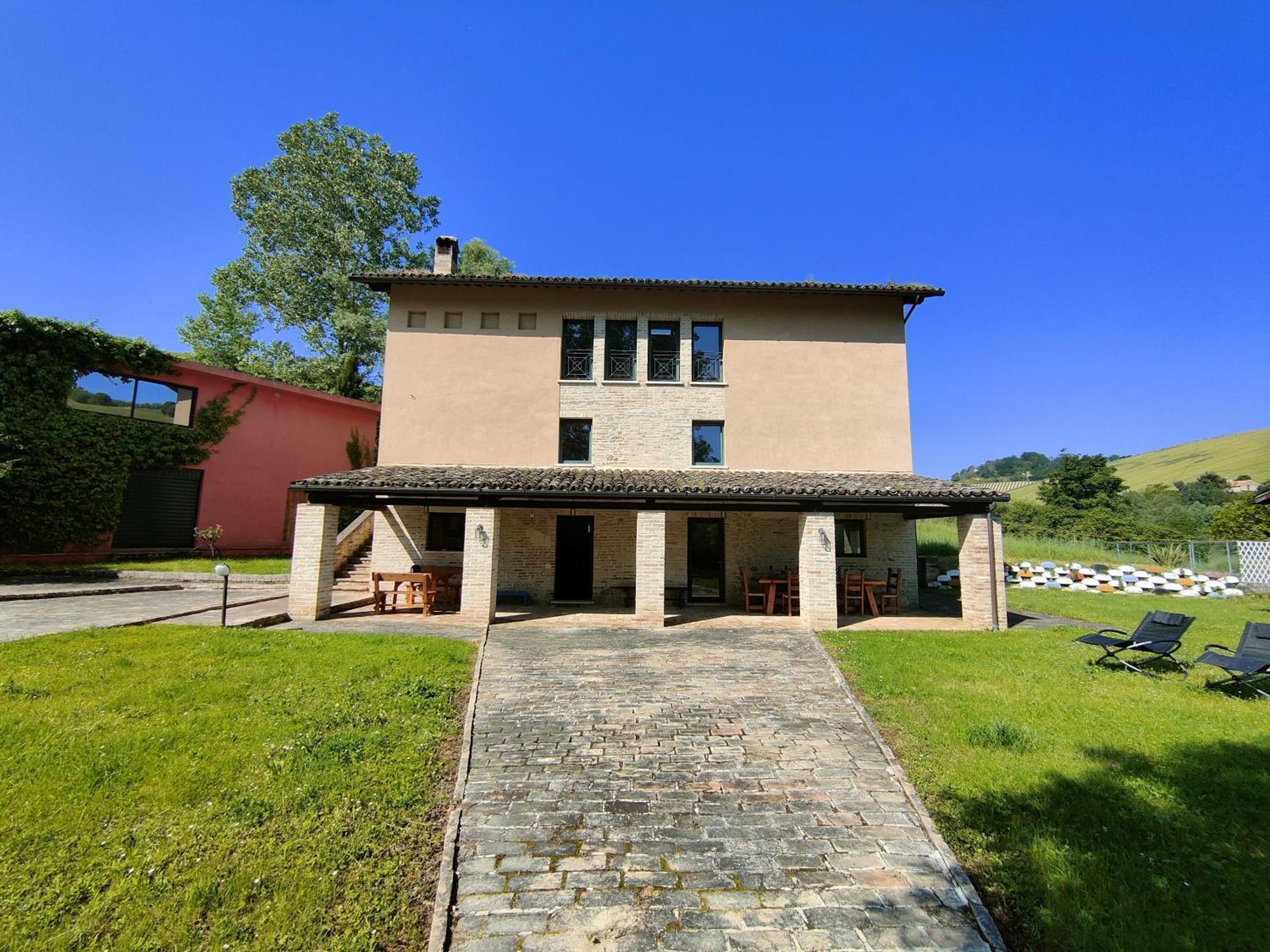 Agriturismo La Casa Del Vecchio Mulino Vila Carassai Exterior foto